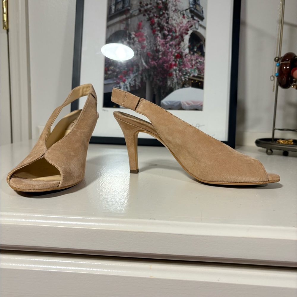 Paul Green EUC Tan Suede Slingback Heels - Size US 9